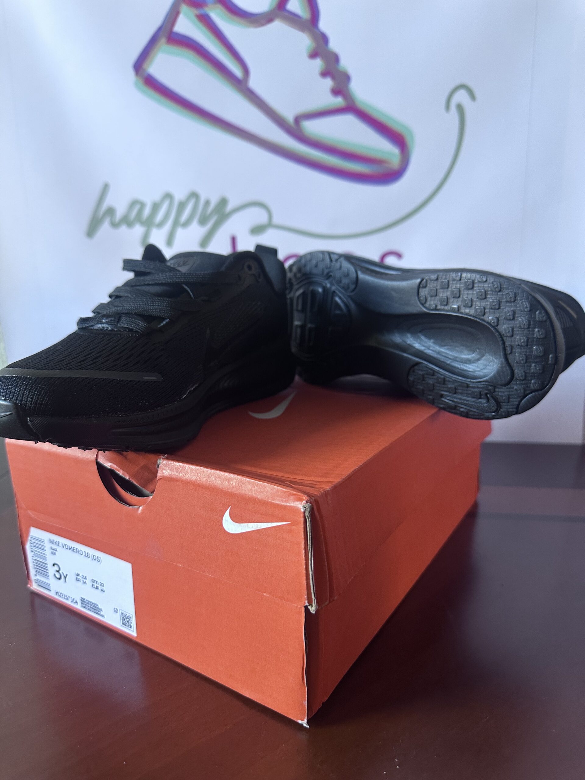 Nike Vomero 18 შავი - Image 3